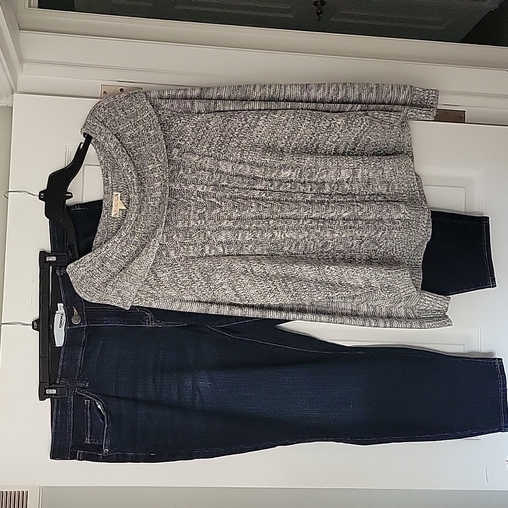 Bundle- Ankle Jeans and sweater